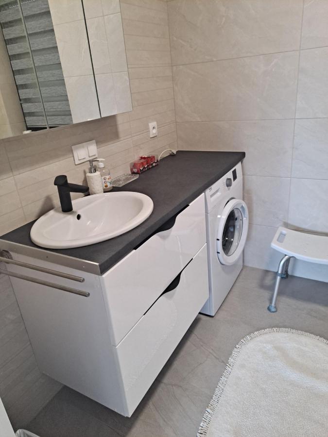 Apartament Sarna Jelenia Góra Eksteriør billede